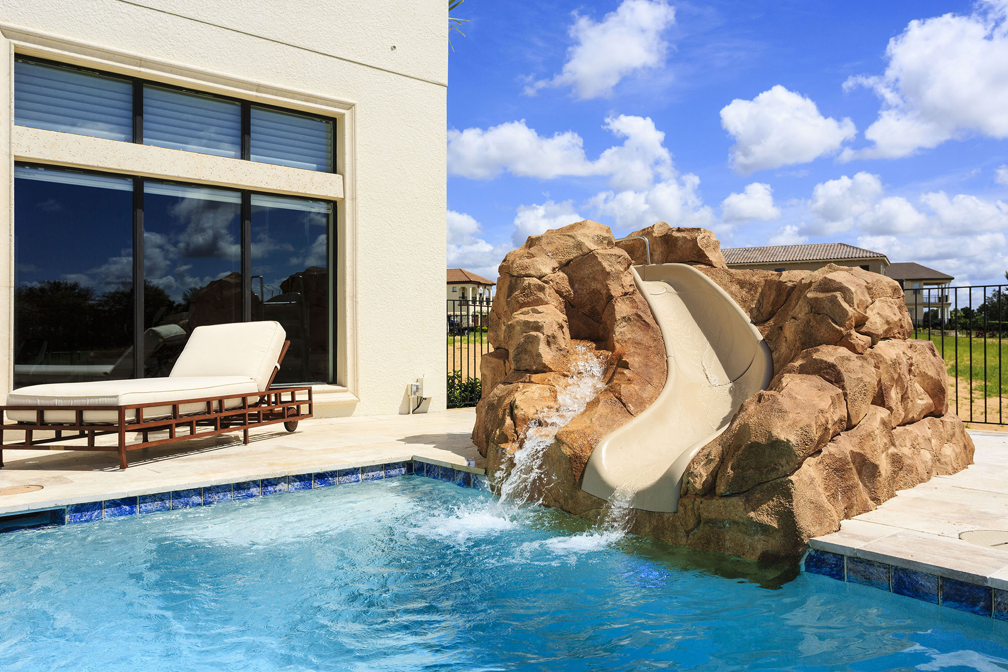 Escape to Paradise: Discover the Ultimate Getaway at Eboni Villas