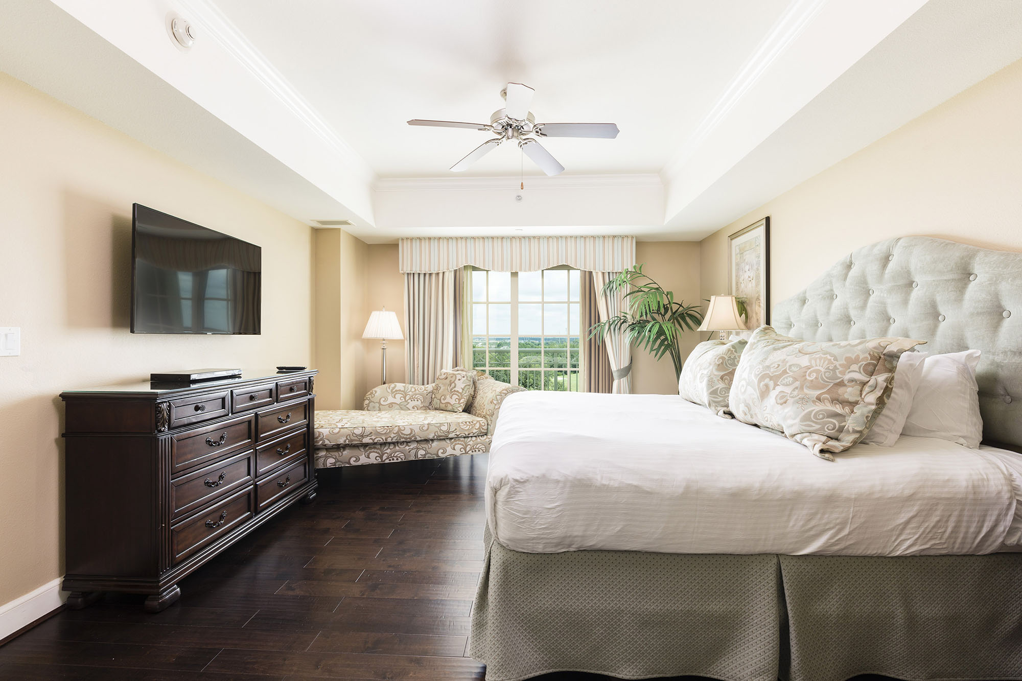 Master Bed 1